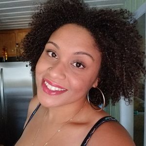 Meet your Posher, Milena